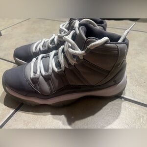 Jordan 11 Retro cool greys